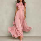Zoey | Vestido plisado con cuello de volantes