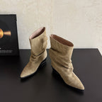 Delia | Botines de Piel de Media Caña