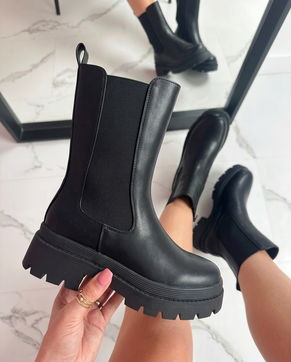 Botas Chelsea de Media Caña con Suela Gruesa
