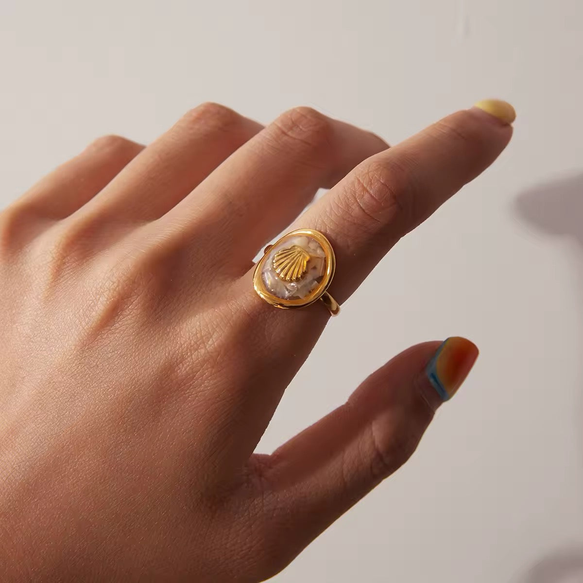 Anillo Nerina