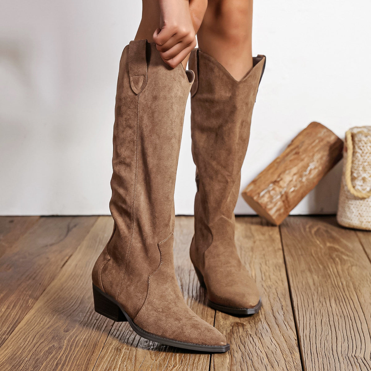 Botas Western Altas de Punta Puntiaguda