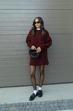 Conjunto de jersey y falda de punto