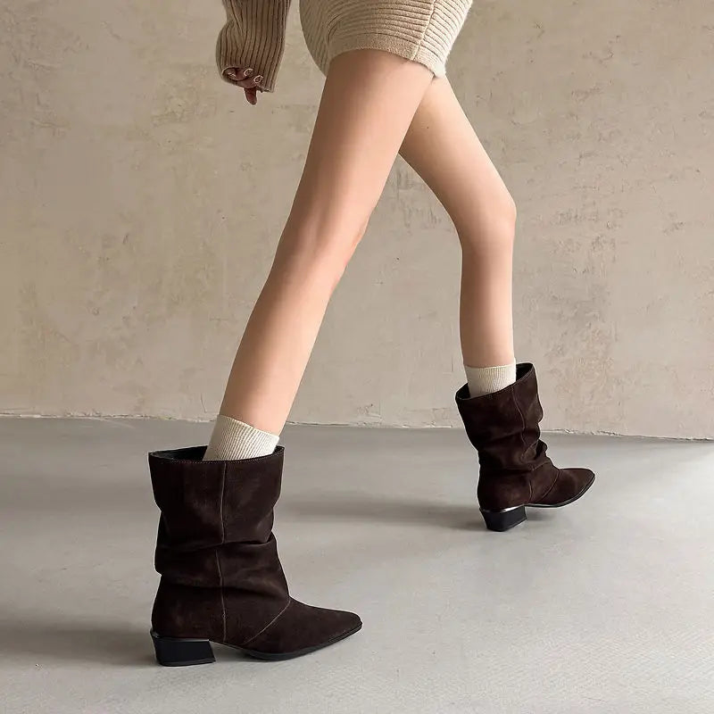Delia | Botines de Piel de Media Caña