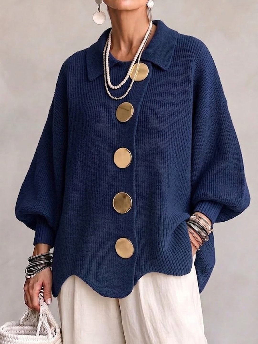Stefany | Cárdigan Oversize con Cuello y Botones Metálicos
